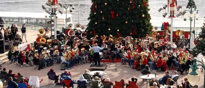 Jacksonville Tuba Christmas, 2009